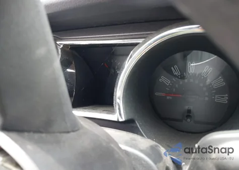 2006 Ford Mustang V6 z USA, uszkodzony, nr VIN 1ZVFT80N365253477